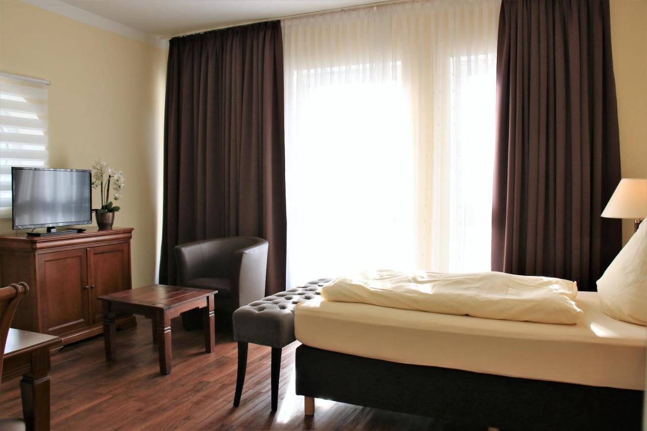 Aparthotel Scheuer Hürth Екстериор снимка